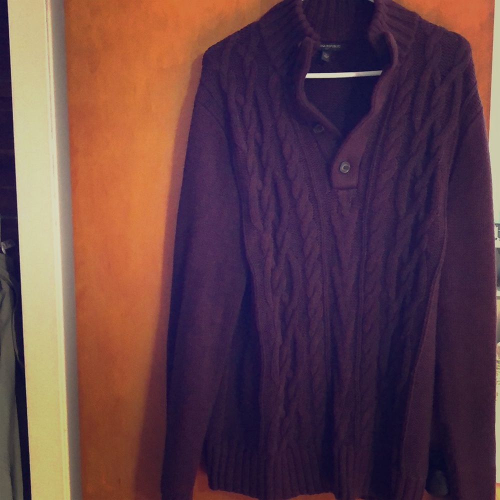 Men’s knit sweater